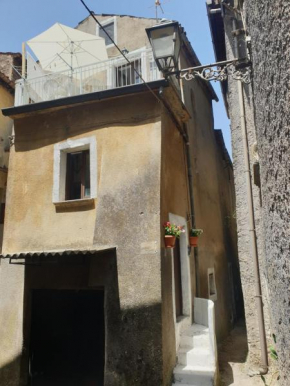 Casa mare monti